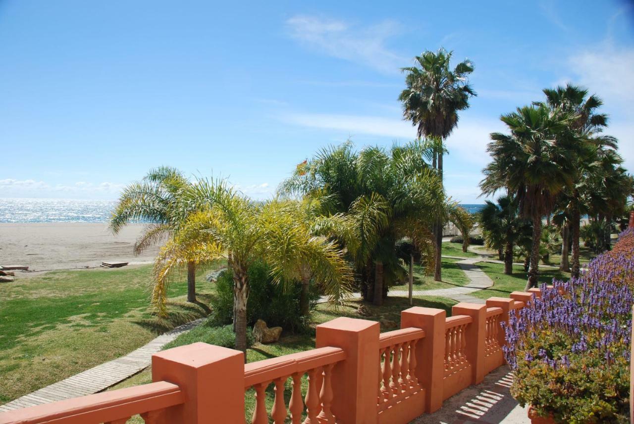 Cozy Apartment With First Line Seaview In Perfect Location, Near The Marina بينالماذينا المظهر الخارجي الصورة